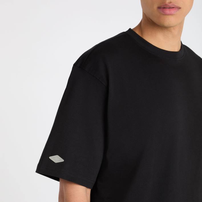 hombres Umbro negro camiseta oversize estilo deportivo ropa FTXL40
